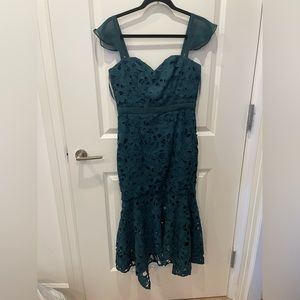 Emerald Green Lace Midi Dress w Chiffon Sleeves